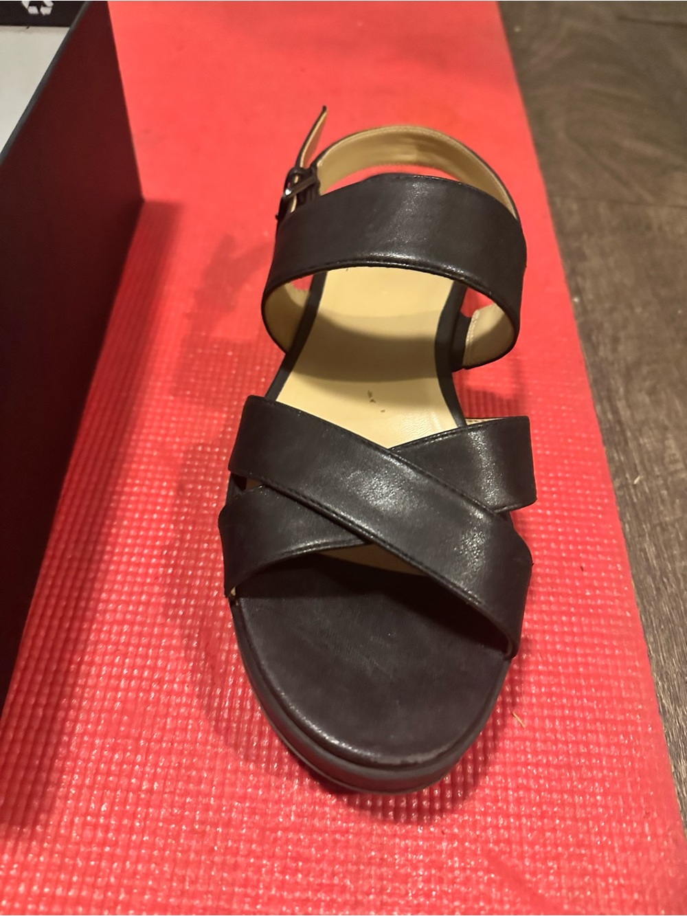 Naturalizer Black Smooth Leather Heels - Picture 2 of 4